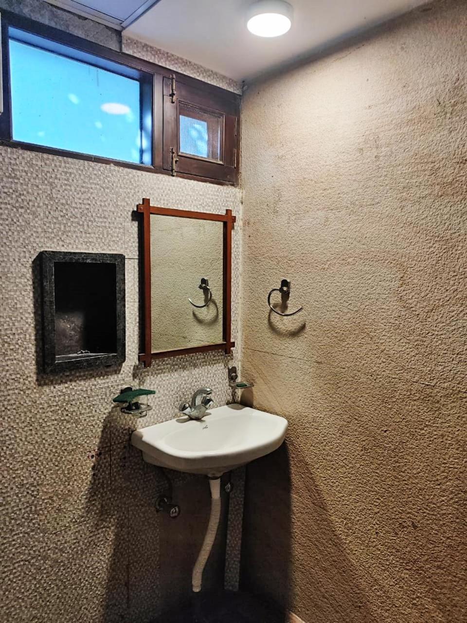 Hotel Rangoli Jaipur Bagian luar foto